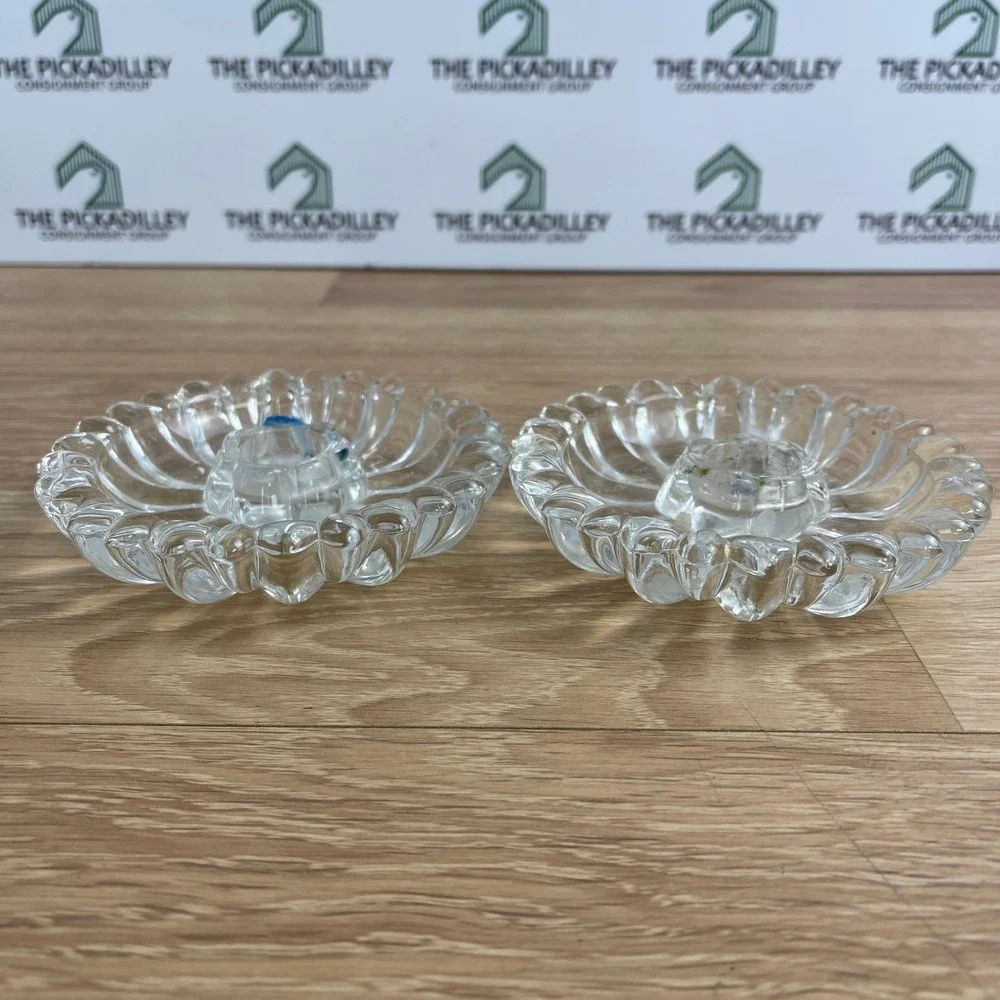 Vintage Clear Glass Scalloped Flower Taper Candle Holders Set of 2 Daisy Design